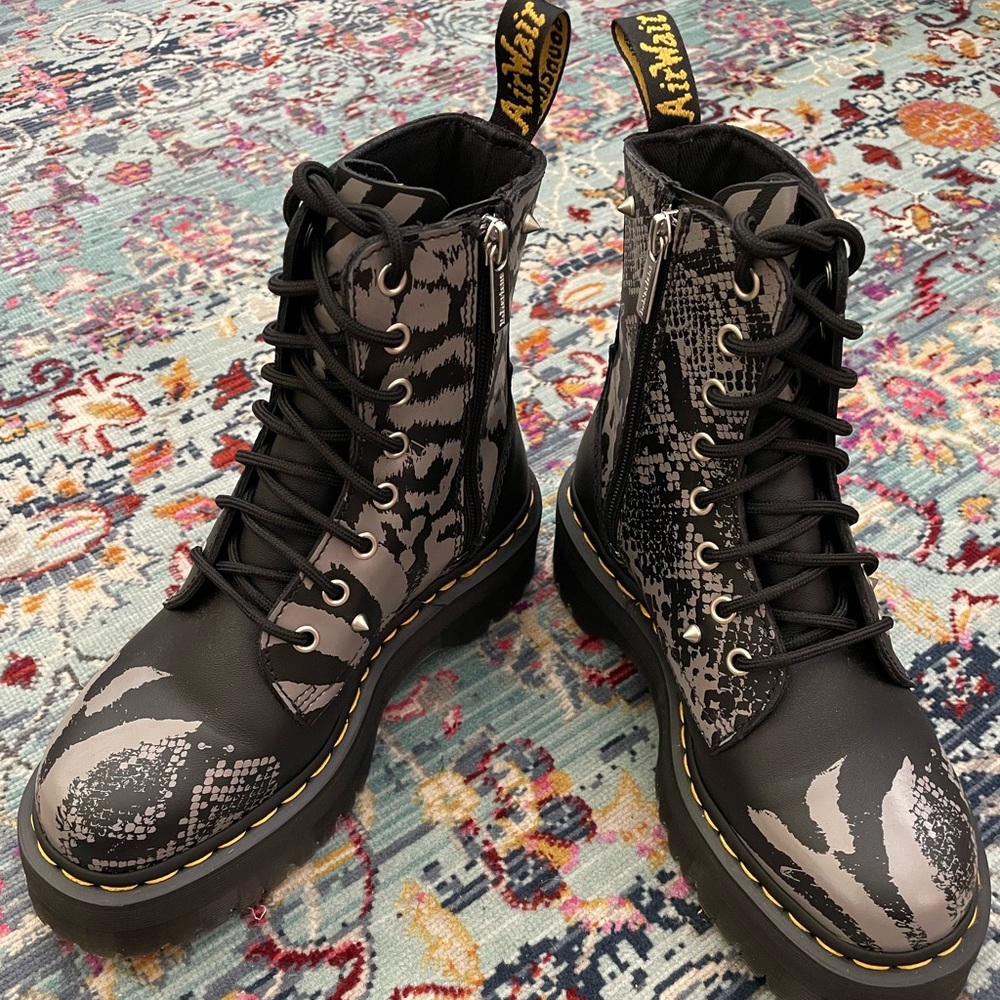 NWOT Dr. Martens Jadon Boot Animal Clash Leather Platforms